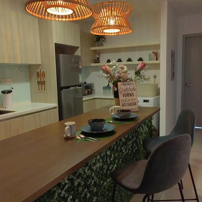 Alocasia Geniehome 3Br Free Wifi @ Utropolis Shah Alam Eksteriør bilde